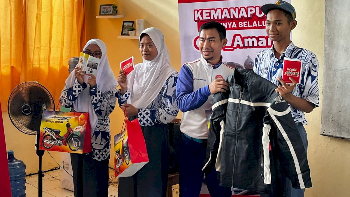 Asmo Sulsel Tanamkan Semangat #Cari_Aman Sejak Dini di Sekolah