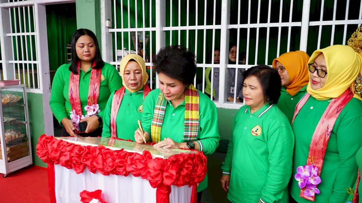 Penasehat Utama PIPAS Resmikan Ruang Kerja Jemari LPP Sungguminasa