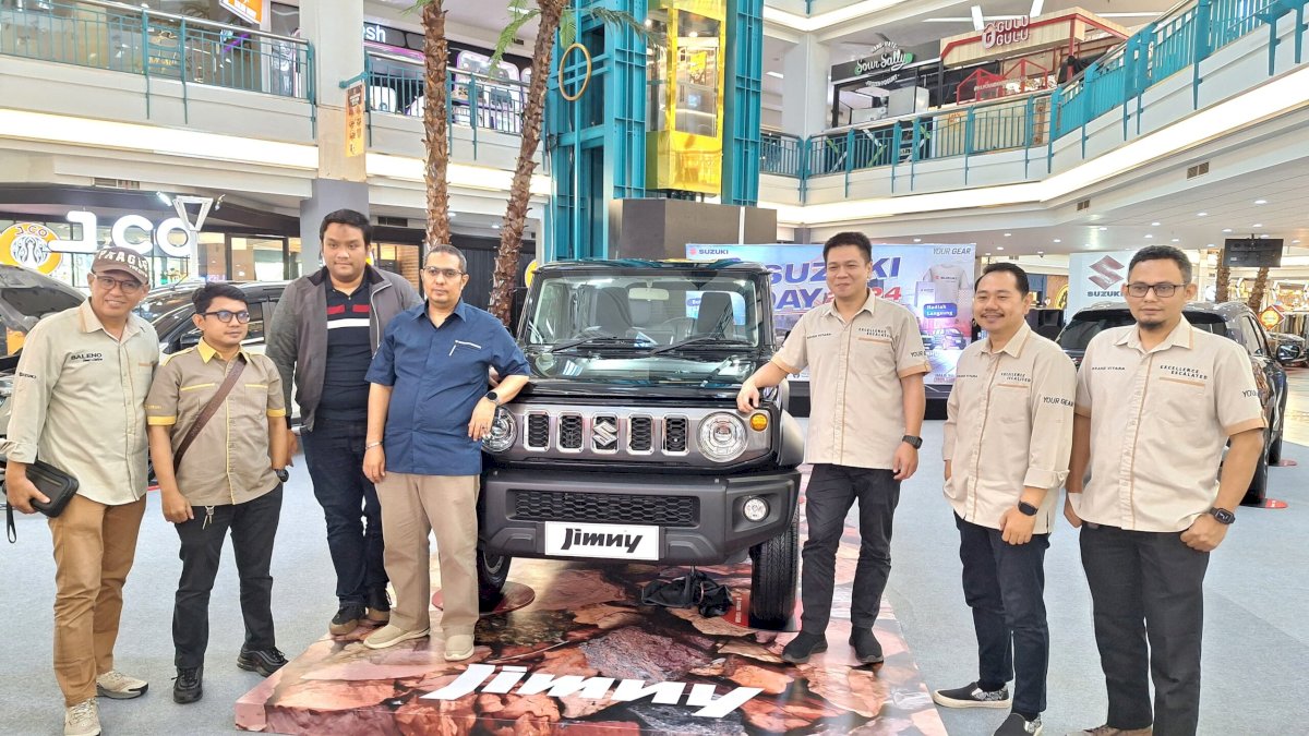 Suzuki Jimny 5 Pintu Pameran di MaRI Makassar, Beri Promo Spesial Bunga 0 Persen