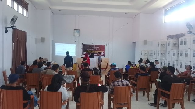 Suasana Rekapitulasi Suara di Kecamatan Batang, Jeneponto sebelum ditunda (Dedi/sulselsatu)