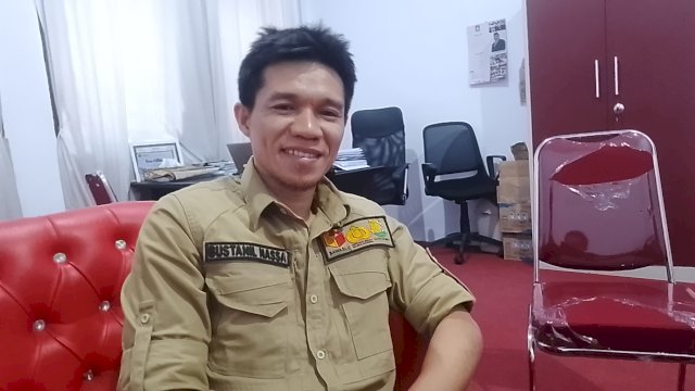 Komisioner Bawaslu Jeneponto, Bustanil Nassa (Dedi/sulselsatu)