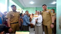 Bupati Adnan Tinjau Langsung Pendistribusian Bantuan Cadangan Beras