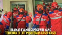VIDEO: Damkar Evakuasi Pegawai yang Terjebak di Lift Puskesmas Kassi-Kassi Makassar