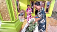 KUR Bantu Ibu-ibu Desa Julupamai Ubah Keterampilan Jadi Cuan