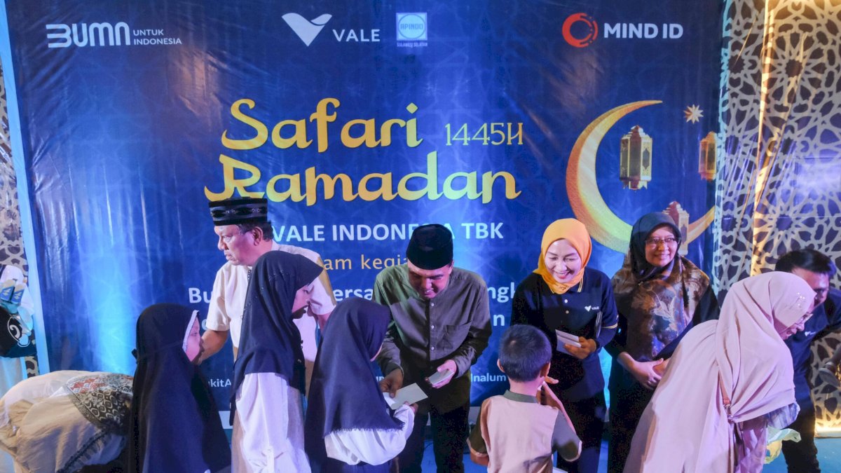 PT Vale Bagi Bingkisan kepada 500 Anak Yatim dan 100 Panti Asuhan