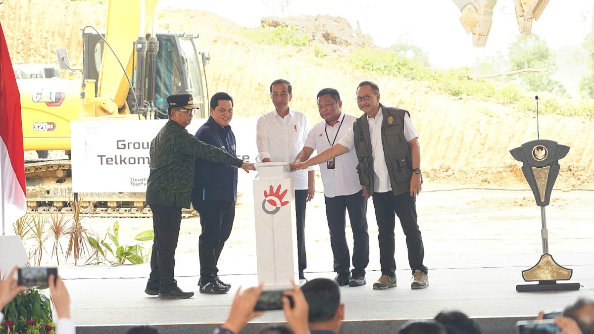 Presiden Peletakan Batu Pertama Telkom Smart Office di IKN, Siap Jadi Hub Telekomunikasi Nusantara