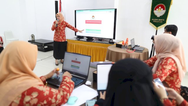 DWP Kota Makassar gelar pelatihan e-reporting program kerja. Foto: Istimewa