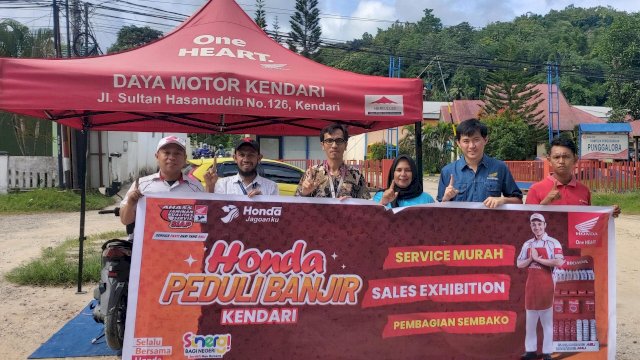 Astra Motor peduli korban banjir di Kendari. Foto: Istimewa