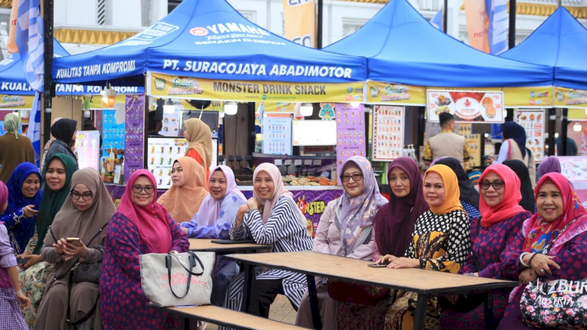 TP PKK Gowa Buka Puasa Bersama Puluhan Anak Yatim
