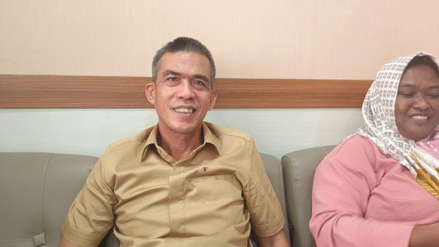 Ketua DPD NasDem Bone Muhammad bersama koleganya. Foto/Sulselsatu