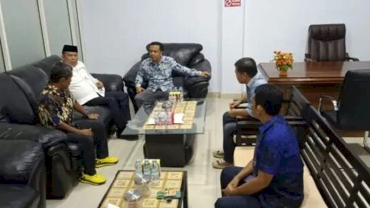 Kunjungan Kerja DPRD Luwu Timur ke Kolaka Utara terkait Limbah Kayu yang Mencemari Sungai Malili