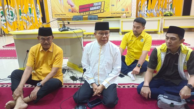 Ketua DPD I Golkar Sulsel Taufan Pawe saat buka puasa bersama awak media di Makassar. Foto/Sulselsatu