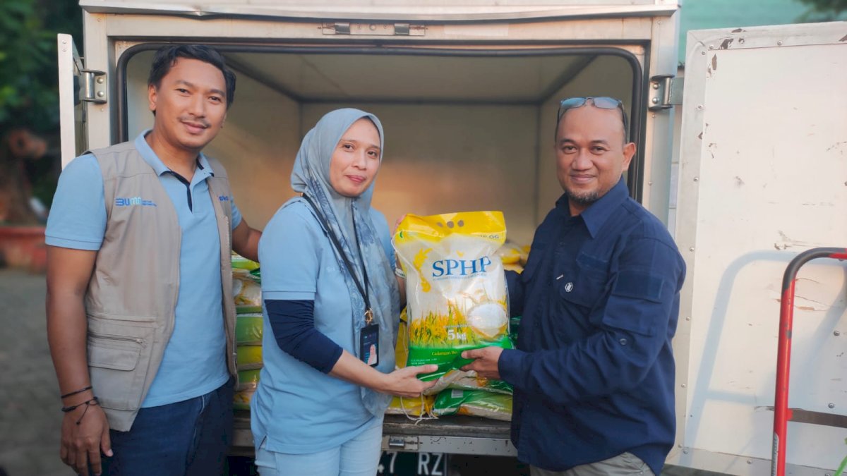 Andi Ina Harap Pasar Murah IKA SMANSA Makassar Ringankan Beban Warga di Bulan Ramadan