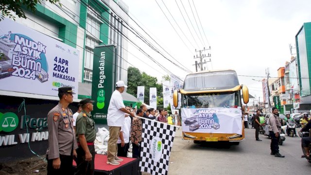 Pegadaian Kanwil Makassar berangkatkan 230 pemudik. Foto: Istimewa.