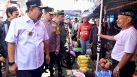 Dua Hari Jelang Lebaran, Pj Gubernur Sulsel Pastikan Harga Kebutuhan Pokok Tetap Terkendali