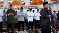 Danny Pomanto Bersama Pj Gubernur Sulsel Salat Ied di Masjid Kubah 99