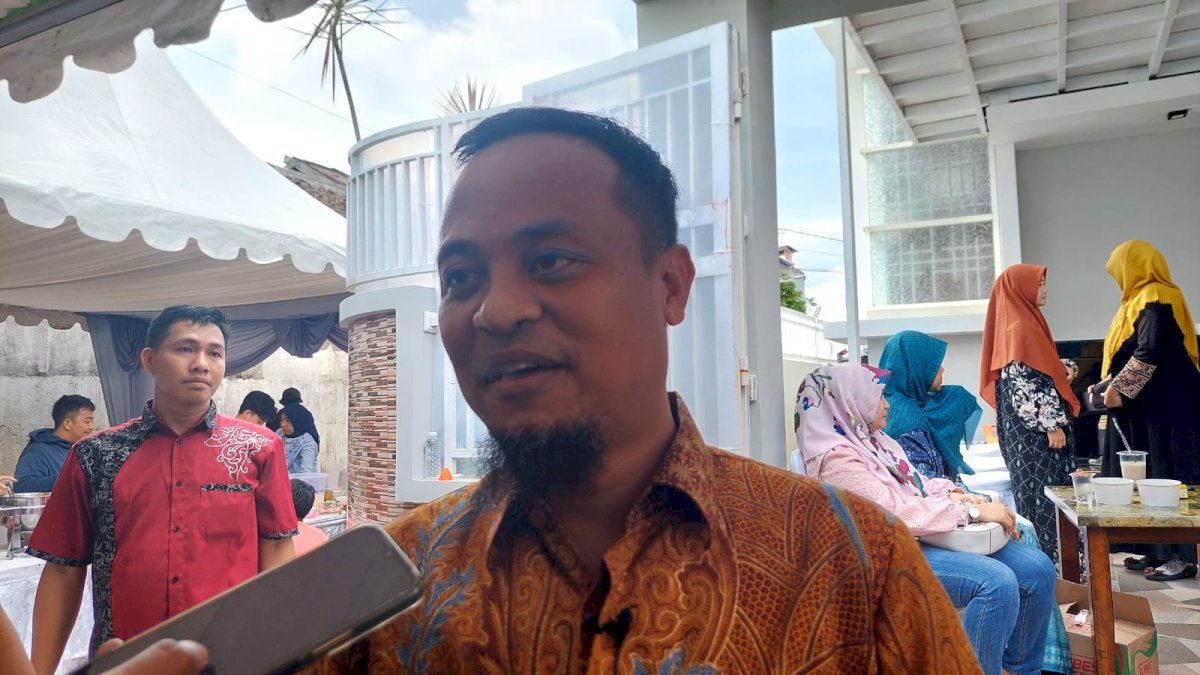 Dari Tanah Suci Mekkah, Gubernur Andi Sudirman Ajak Masyarakat Berkurban dan Menjaga Keikhlasan