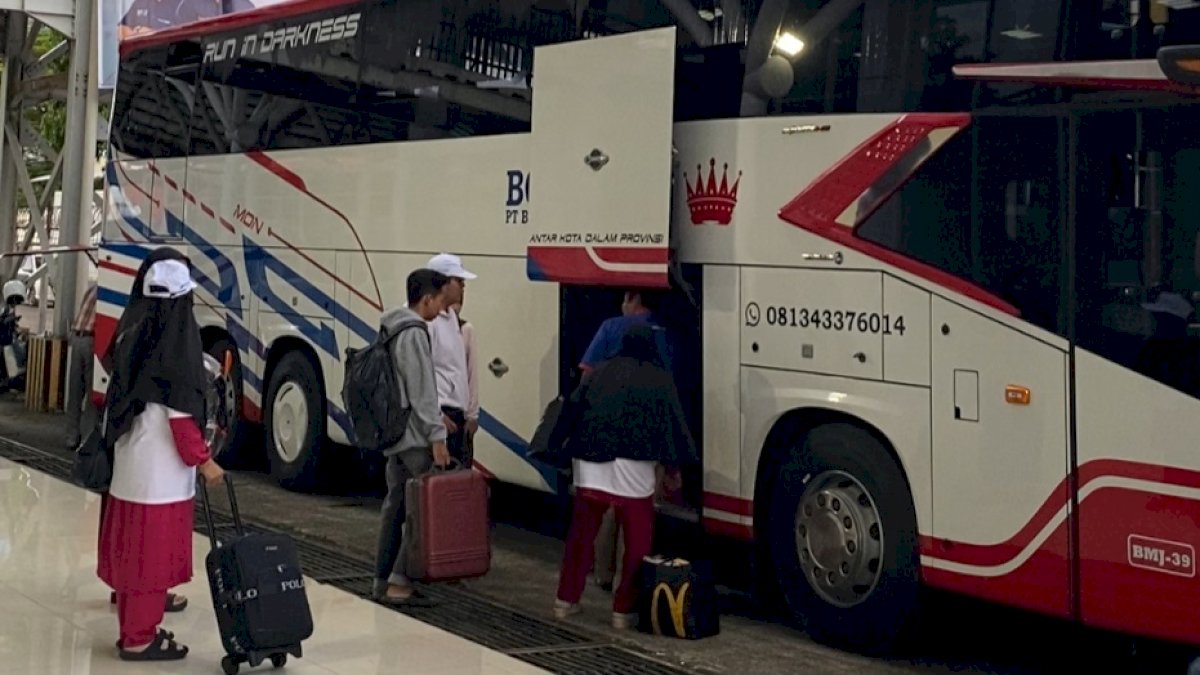 Pelindo Jasa Maritim Sediakan Bus Bagi Pemudik Gratis Kembali Ke Makassar