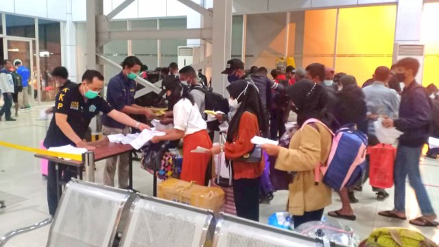 Pelabuhan Makassar jadi pelabuhan terpadat di Kawasan Timur Indonesia selama musim mudik lebaran. Foto: Istimewa.