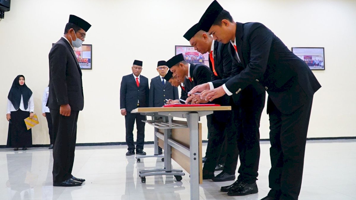 Kakanwil Kemenkumham Sulsel Lantik 5 PPNS