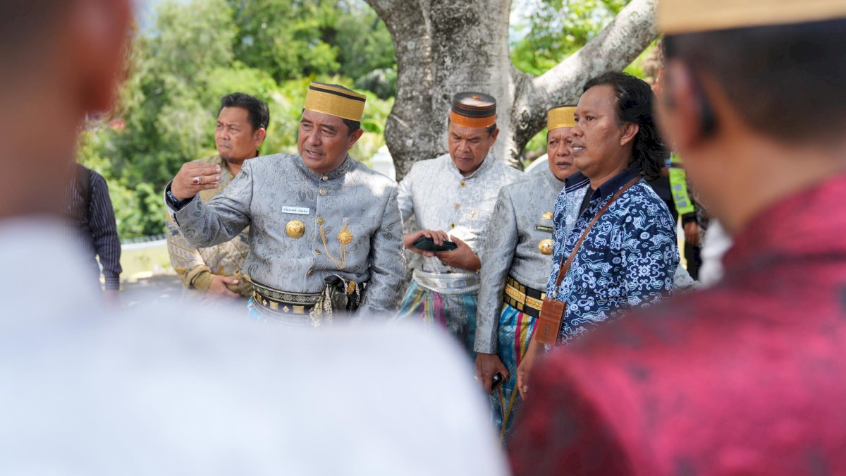 Hormati Warisan Leluhur, Pj Gubernur dan Kapolda Ziarah ke Makam Raja-Raja di Jera Lompoe Soppeng