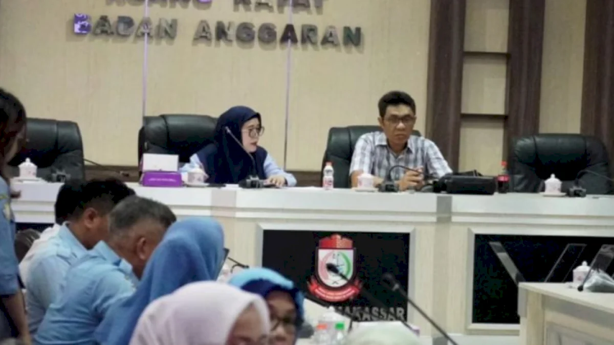Komisi B DPRD Makassar Bahas Rancangan Perda Pendirian Perusda Terminal Makassar Metro