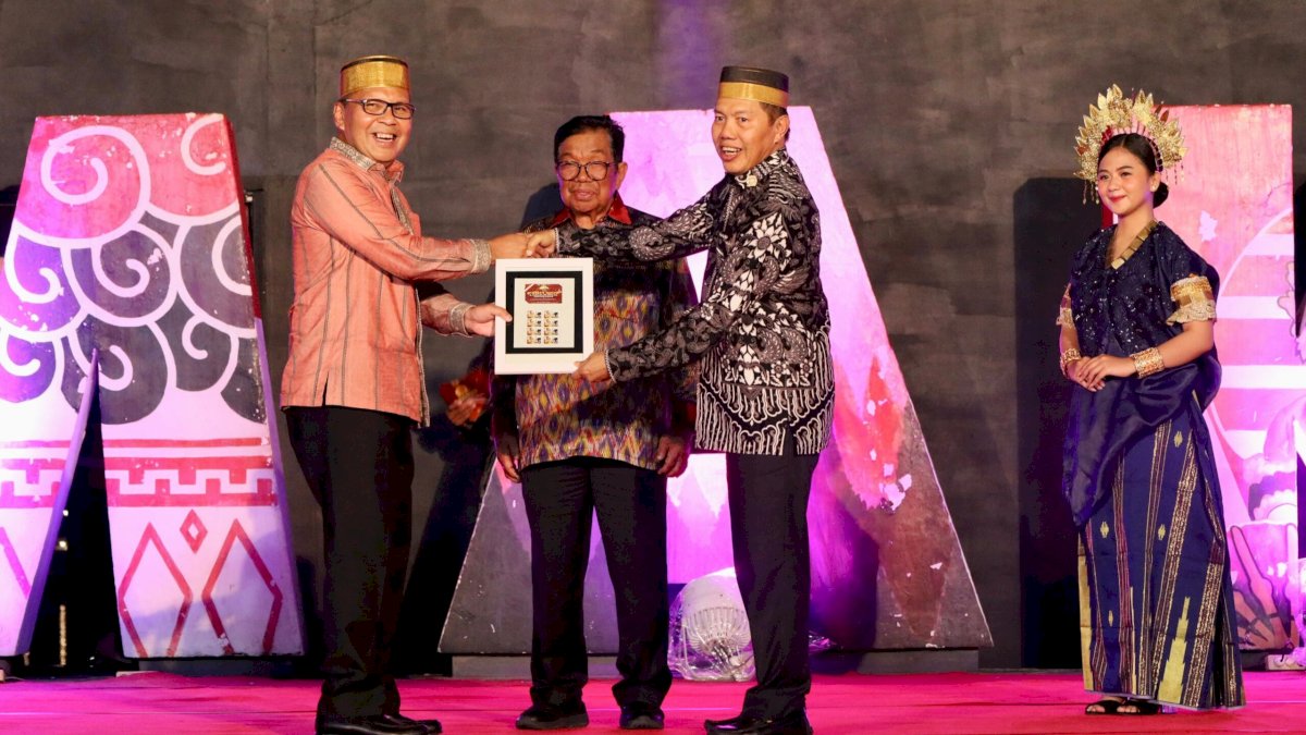 Ekonomi Makassar Tumbuh Positif, Danny Pomanto Dorong Saudagar Bugis-Makassar Investasi di Kota Makassar