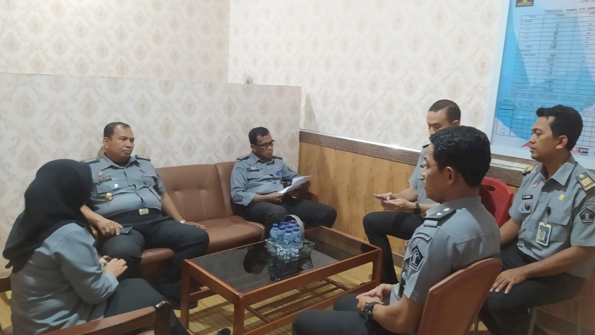 Kanwil Kemenkumham Sulsel Monitoring Layanan Pengaduan Lapas Makassar