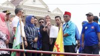 Ketua DPRD Sulsel Terima Langsung Demonstran Dari Serikat Buruh