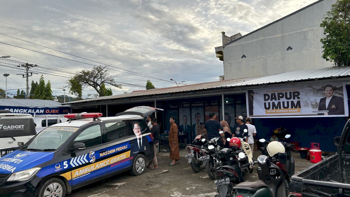NasDem Gerak Cepat Dirikan Dapur Umum di Setiap Kecamatan Bantu Korban Banjir