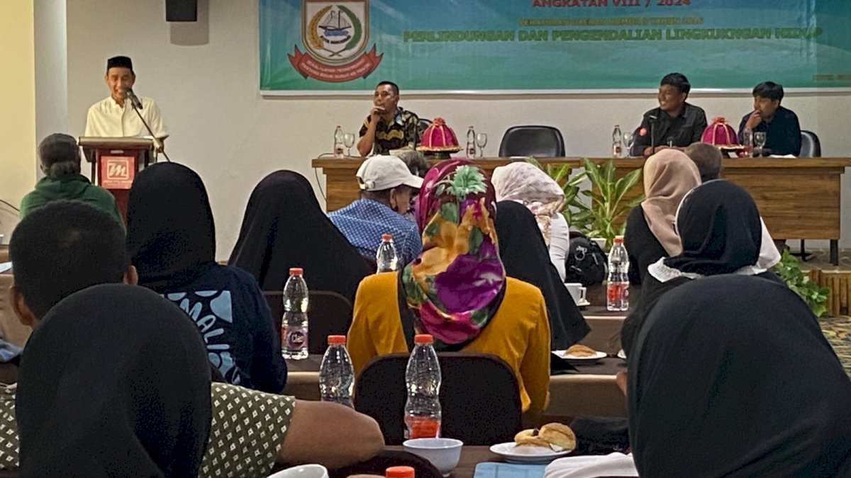 Ketua DPRD Makassar Rudianto Lallo Ajak Warga Lindungi dan Kelola Lingkungan Hidup Dengan Baik