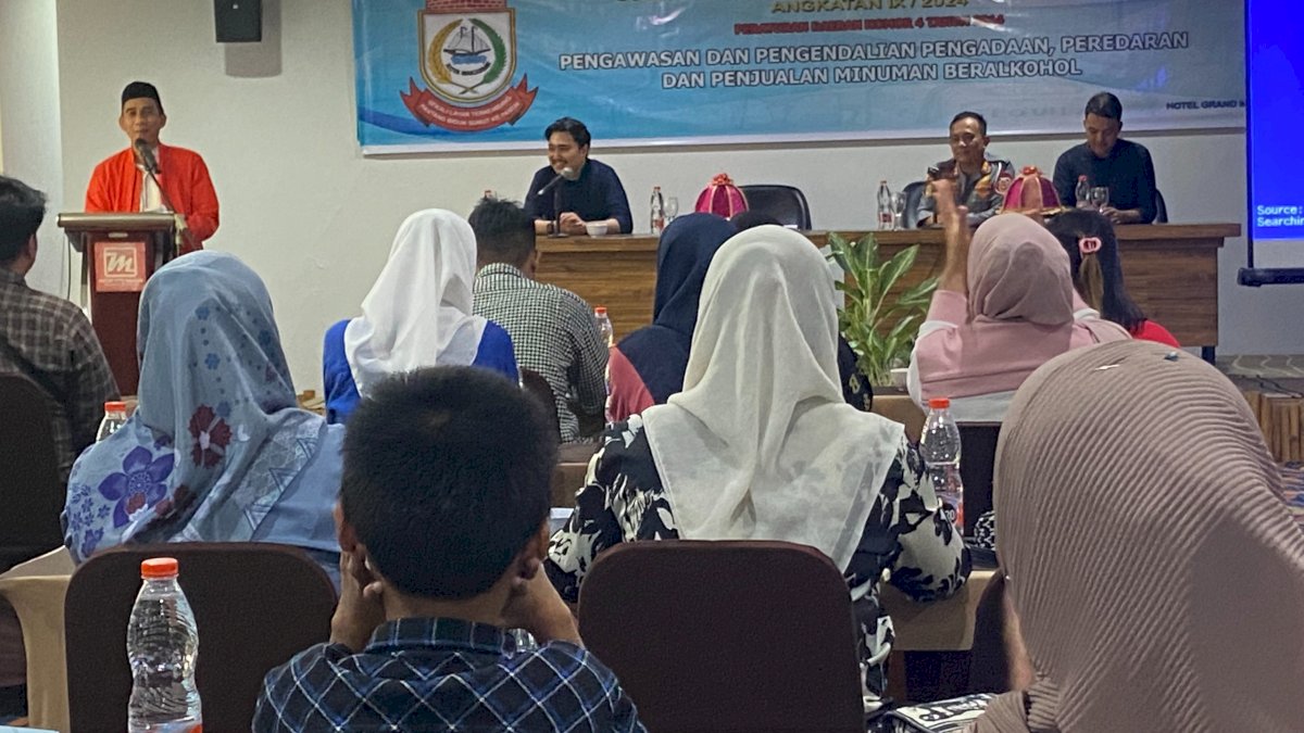Ketua DPRD Makassar Rudianto Lallo Gelar Sosialisasi Perda Pengawasan Minuman Beralkohol