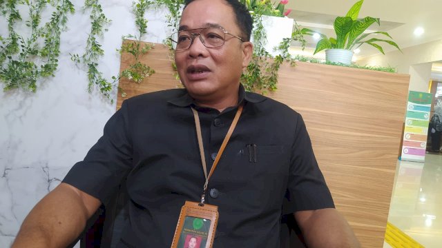 Panitera Pengadilan Negeri Makassar Kelas 1 Khusus Ahyar Parmika saat ditemui. Foto/SS