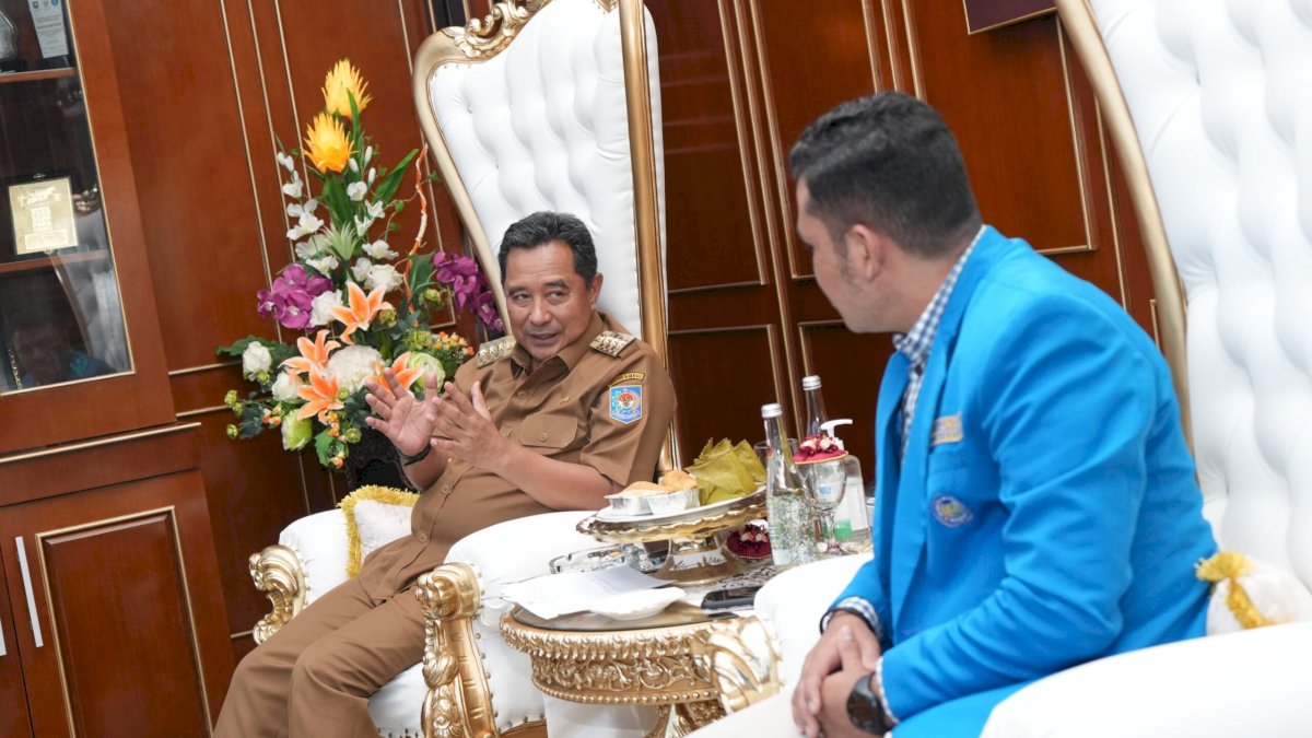 Tidak Antikritik, Aktivis Mahasiswa: Pj Gubernur Bahtiar Terbuka dan Miliki Empati Tinggi