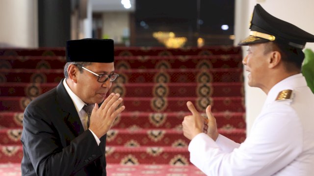 Wali Kota Makassar Moh Ramdhan Pomanto bersama Pj Gubernur Sulsel Prof Zudan Arif Fakrulloh. Foto: Istimewa.