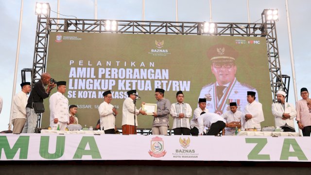 Baznas RI nobatkan Danny Pomanto jadi Duta Zakat Indonesia. Foto: Istimewa.