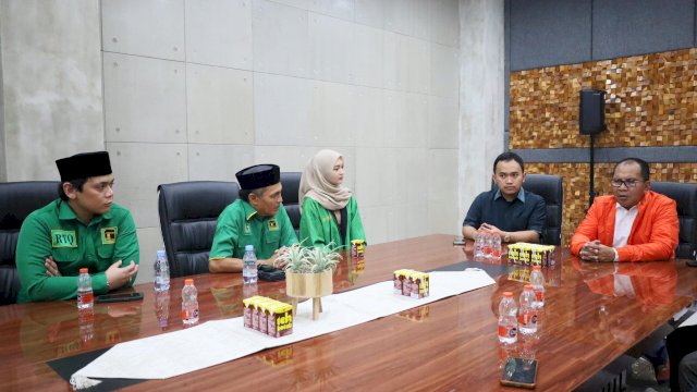 Danny Pomanto bersama Imam Fauzan dan Rahmat Taqwa.