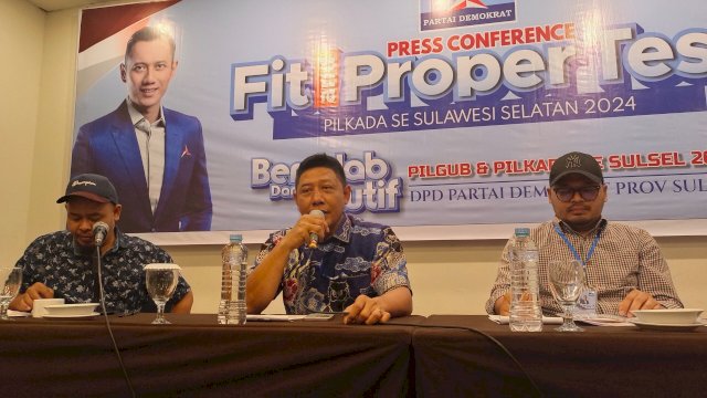 Bakal calon Wali Kota Makassar Najmuddin saat mengikuti uji kelayakan dan kepatutan di Demokrat. Foto/SS