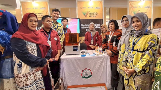 Stan AK Manufaktur Bantaeng di Industrial Vocational Fair 2024. Foto: Istimewa.