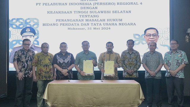 Penandantanganan kerja sama Pelindo Regional 4 dan Kejati Sulsel. Foto: Istimewa.