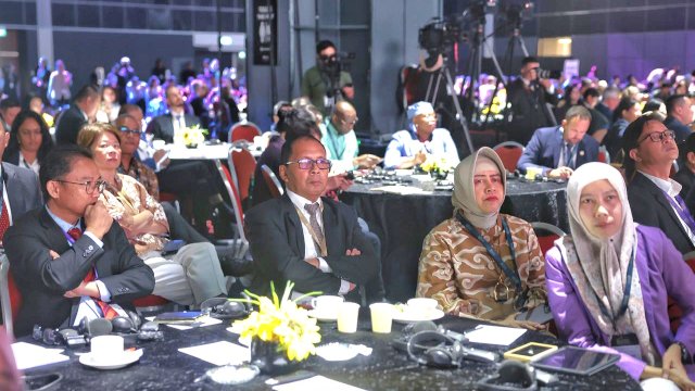 Danny Pomanto sata hadir dalam acara Mayor Forum World Cities Summit (WCS) 2024 di Singapura. Foto: Istimewa.