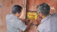 Menunggak Sejak Tahun 2019, 17 Front Toko di Pasar Panakkukang Disegel