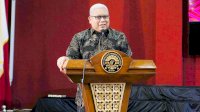 Rektor UNM Orasi Ilmiah Wujudkan Indonesia Emas 2045