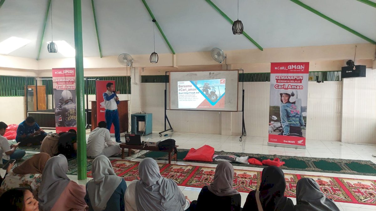 Asmo Sulsel Aktif Hadirkan Generasi #Cari_Aman di Lingkup Pelajar