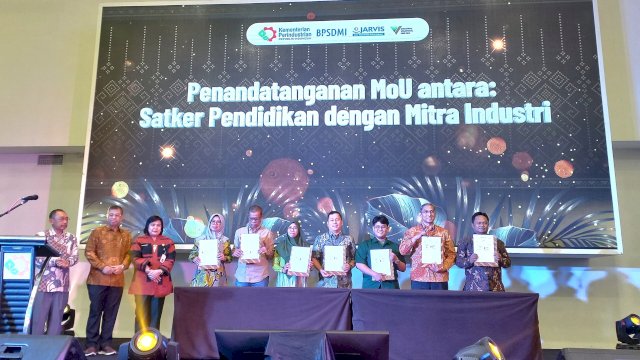istimewa