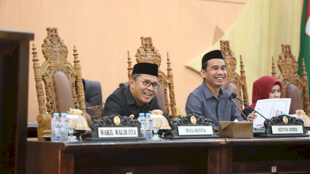 Wali Kota Makassar Moh Ramdhan Pomanto saat menghadiri rapat paripurna di DPRD Makassar. Ist
