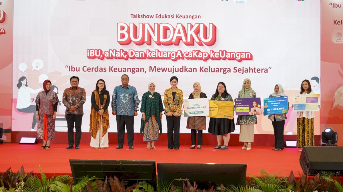 Menkeu Sri Mulyani Beri Semangat Nasabah PNM Untuk Terus Berdaya