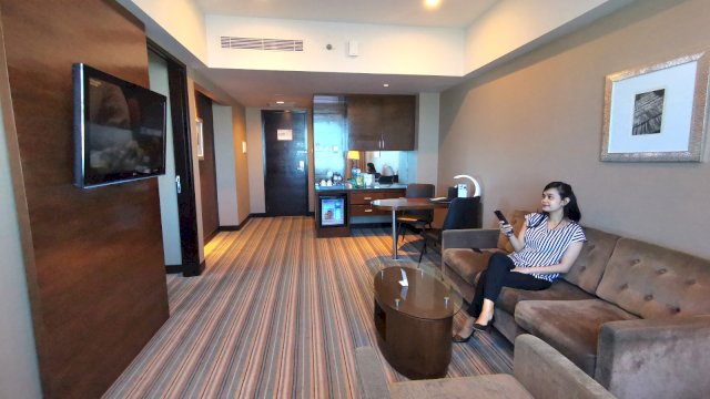 Kamar suite Aston Makassar. Foto: Istimewa.