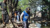 Cegah Penyumbatan, Kadis PU Turunkan Satgas Drainase Bangun Pondasi di Jalan Inspeksi PAM Nipa-nipa