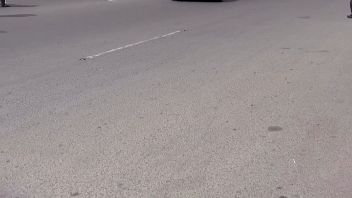 VIDEO: Aksi Unjuk Rasa Macetkan Lalu Lintas di Depan Kantor DPRD Sulsel